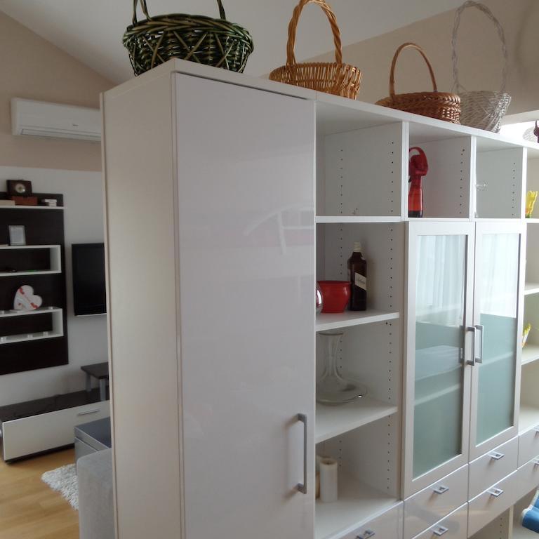Agape Apartments Tivat Zimmer foto